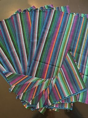 Set of 6 Guatamala or Mexico Placemats & Napkins Bright Cotton Weave NWOT Pretty